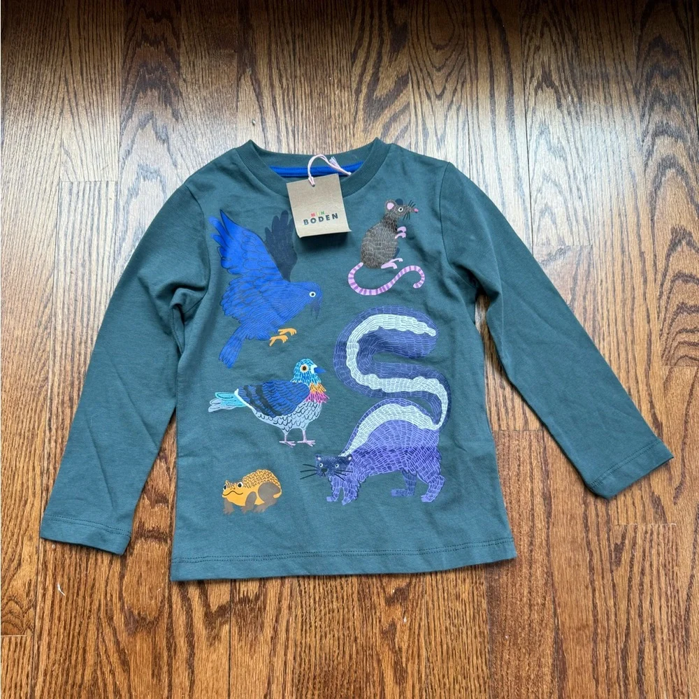 NEW Mini Boden Long Sleeve Printed T-shirt in Smoke Woodland Friends 2-3 Years - Picture 2 of 7